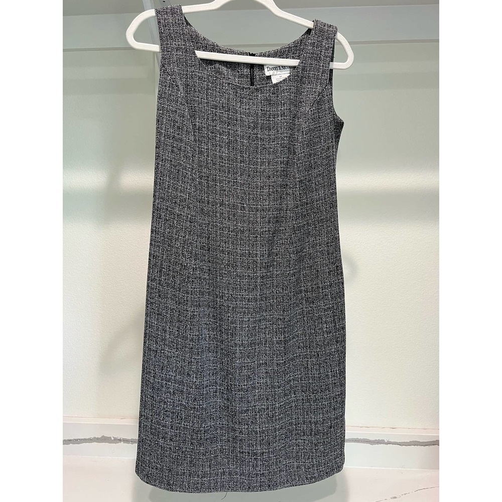 Danny & Nicole Tweed Sleeveless Dress Suit‎ Dress size 4 Petite